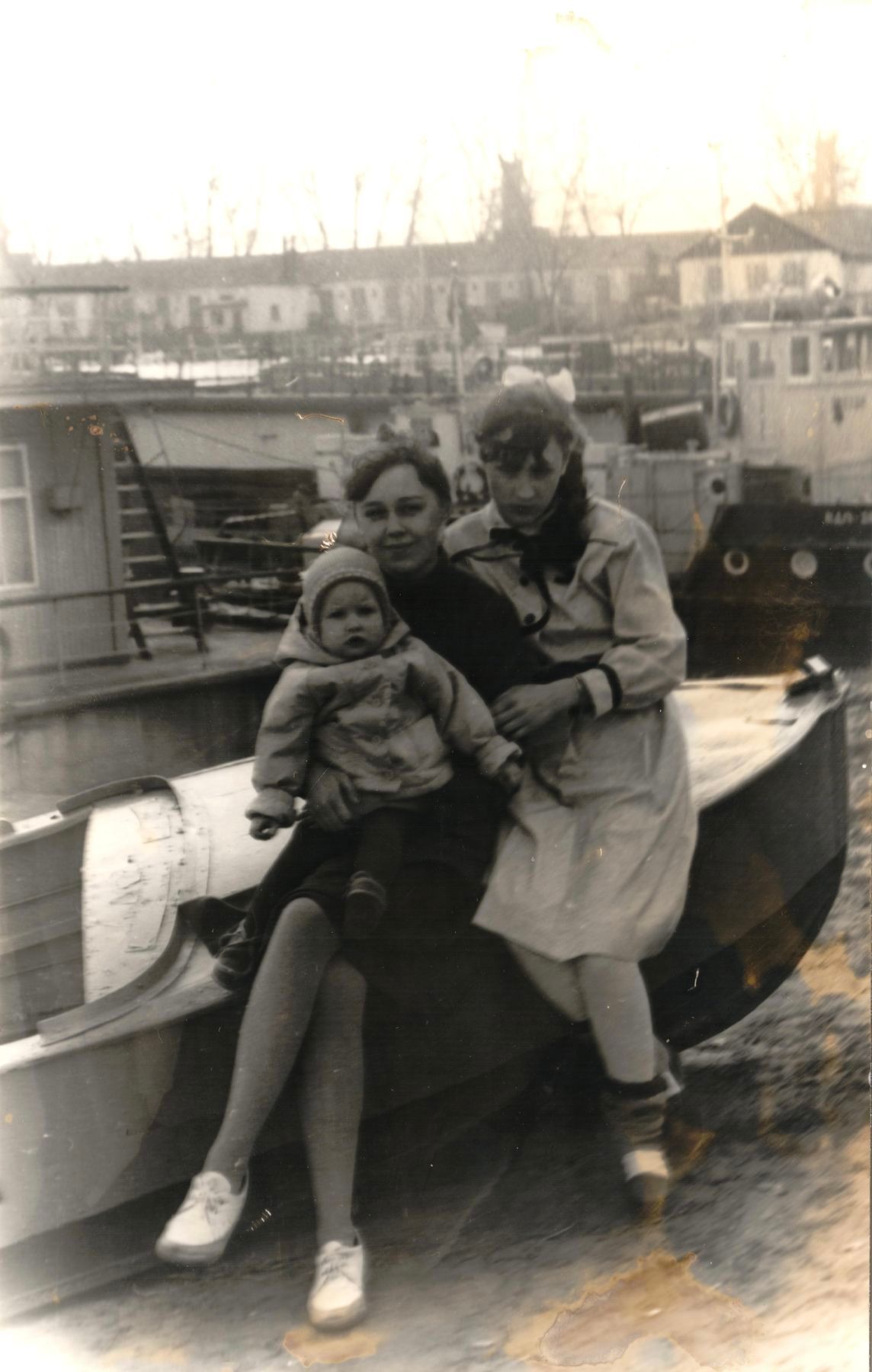 Причал памяти: Вторая весна семейного альбома