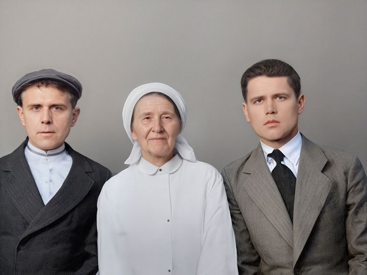 Лица Эпохи: Возрождение Истории Семьи