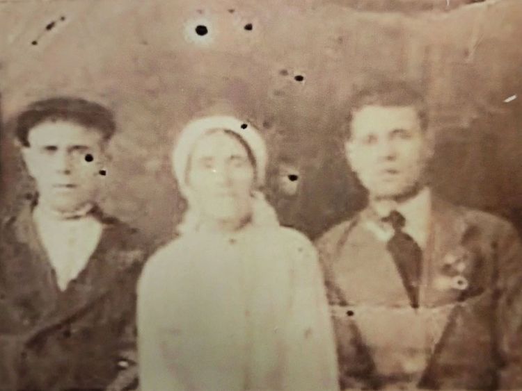 Лица Эпохи: Возрождение Истории Семьи